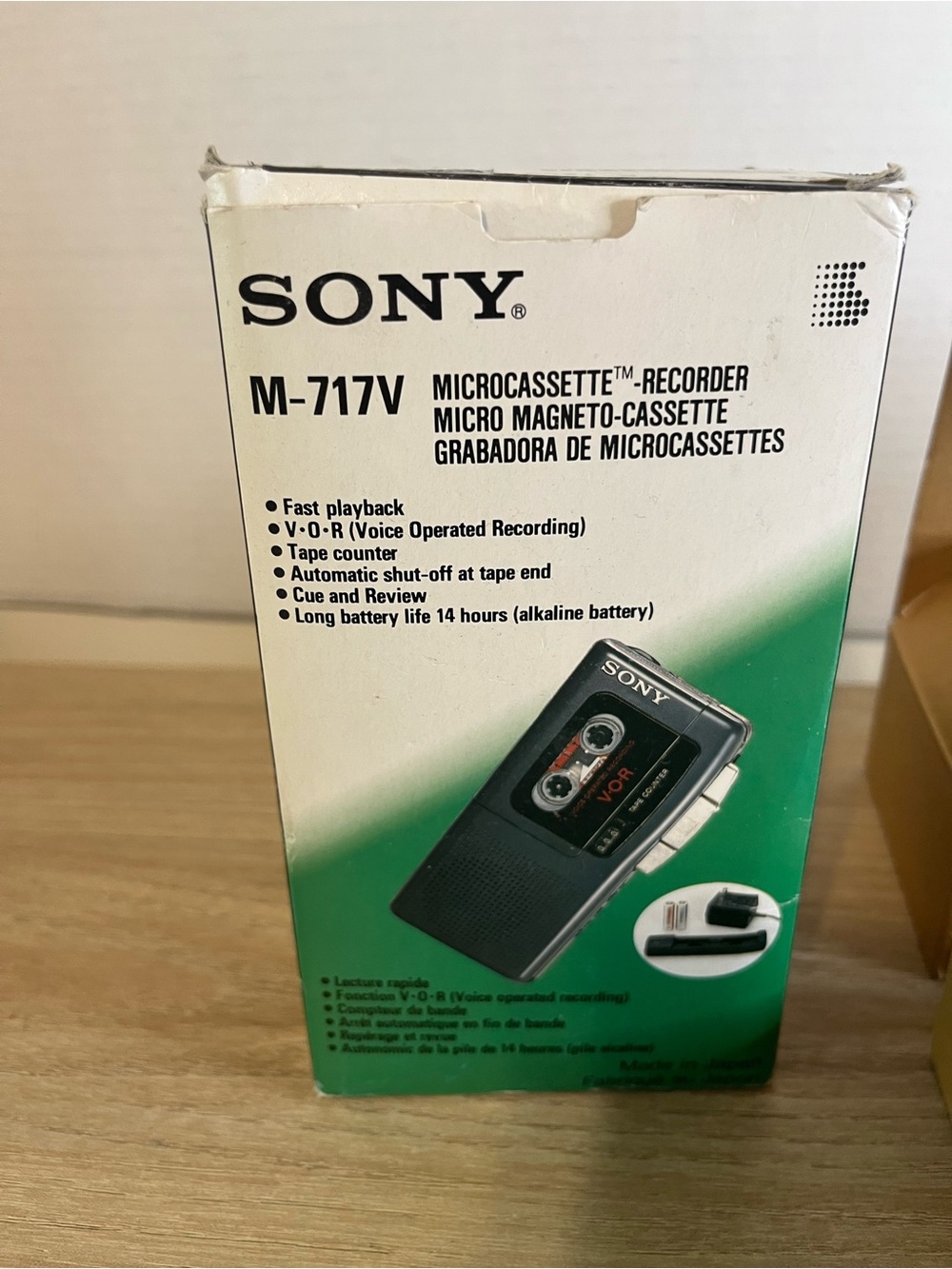 Sony M-717V Microcassette Recorder Boxed - Black and Green Artwork